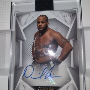 Ufc 2020 topps ufc striking signature